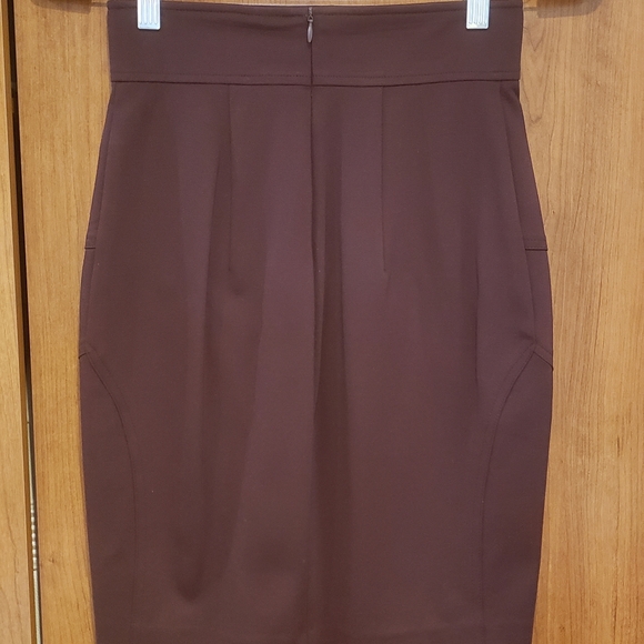 Pencil skirt - Picture 3 of 8